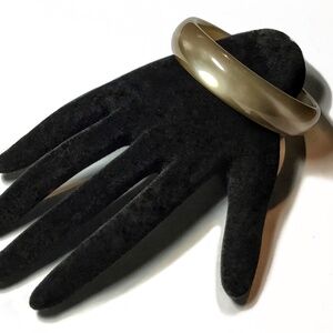 1960s Beige Frosted Lucite Thick Bangle